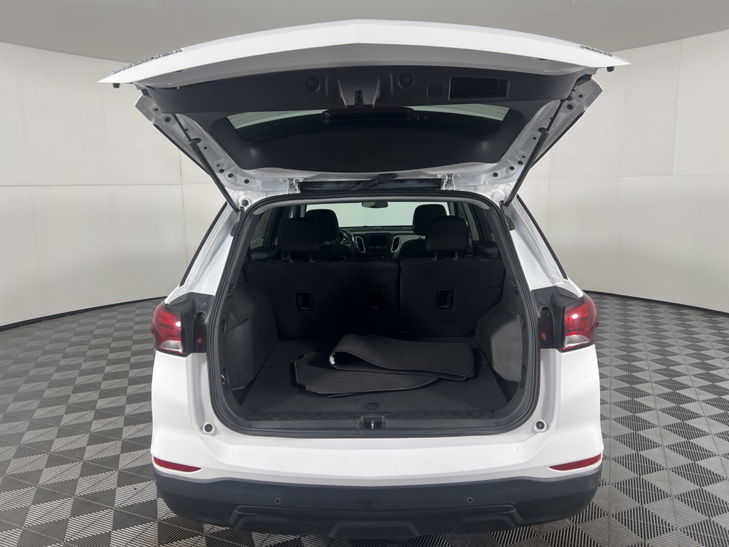 2022 Chevrolet Equinox LS photo 8