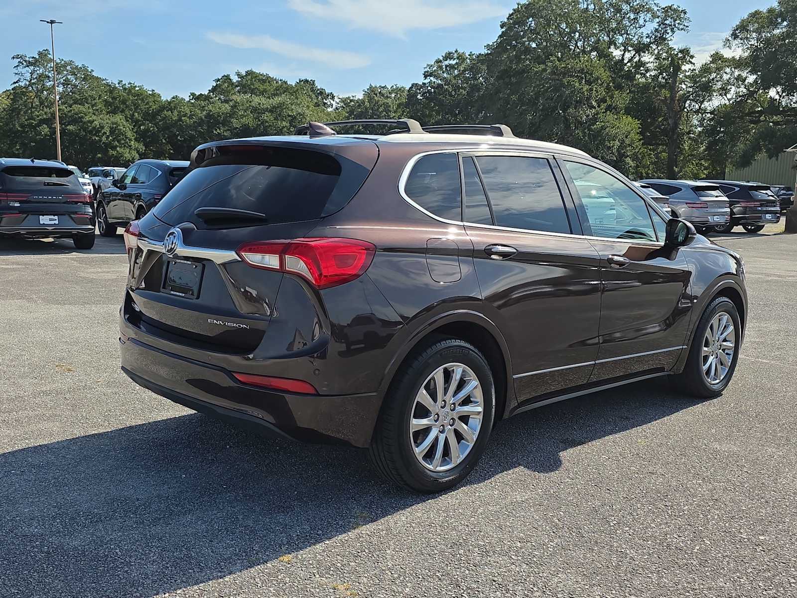 2020 Buick Envision Essence photo 4
