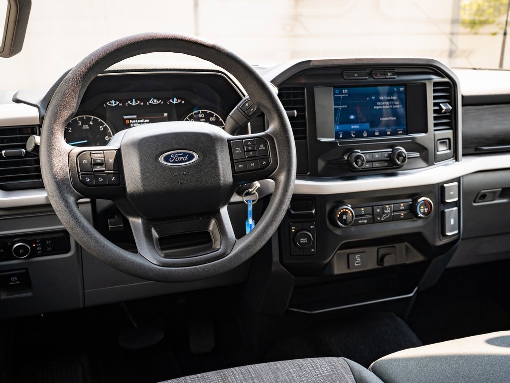 2023 Ford F-150 XLT photo 3