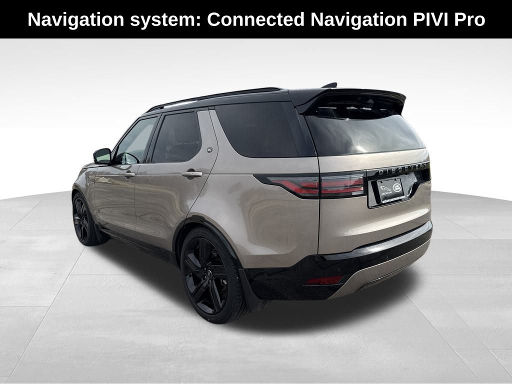2024 Land Rover Discovery SE photo 4
