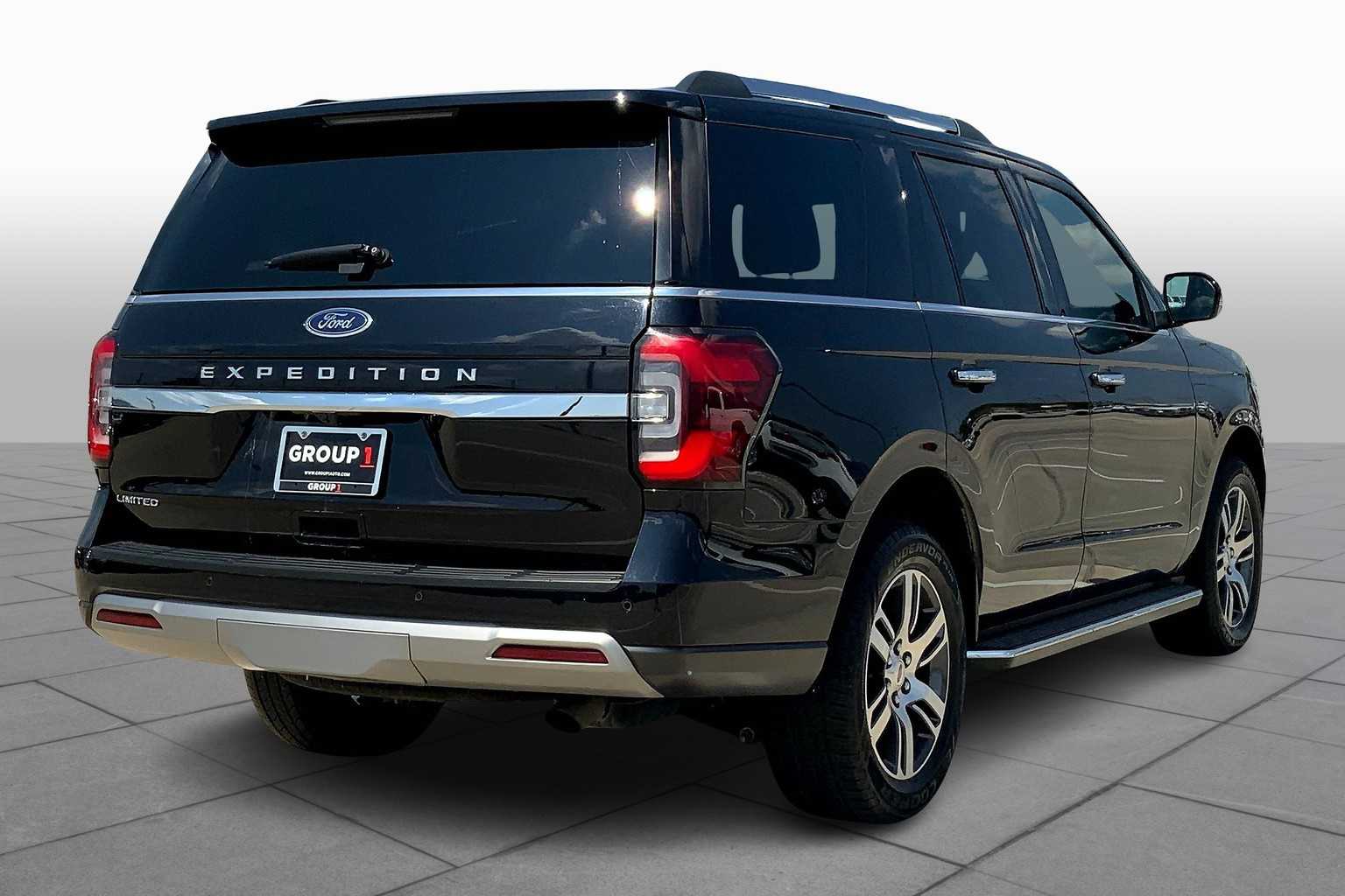 2023 Ford Expedition Limited photo 12