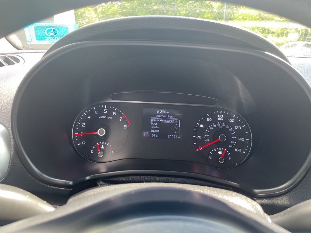 2022 Kia Soul LX photo 2