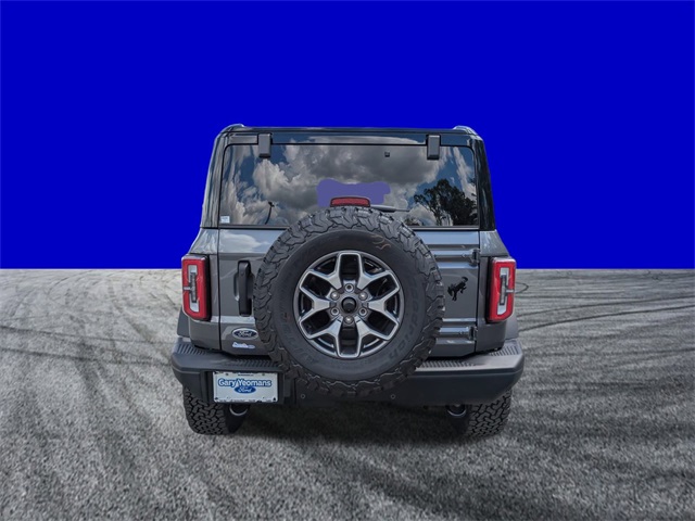2025 Ford Bronco Badlands photo 3