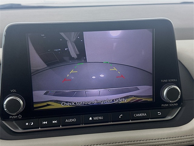 2025 Nissan Rogue SV photo 15