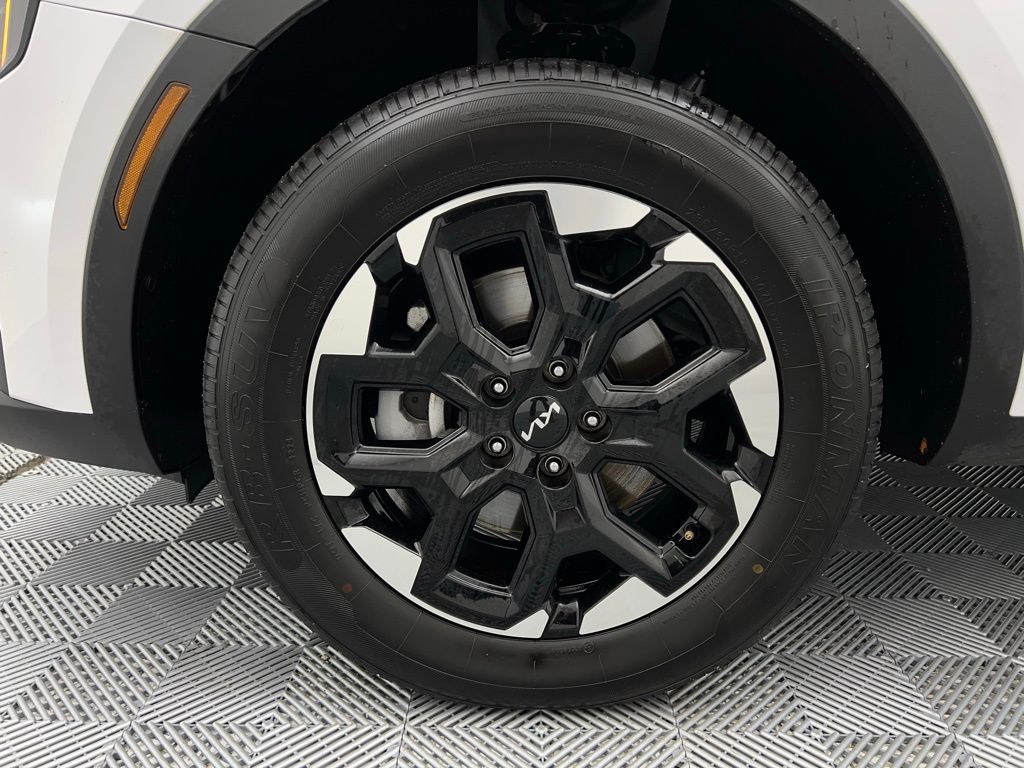 2024 Kia Sorento S photo 50