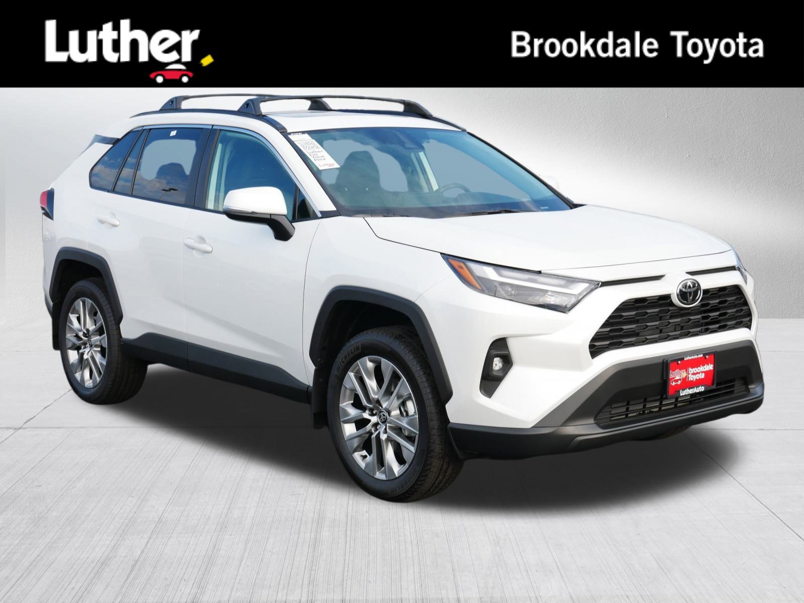 2025 Toyota RAV4 XLE Premium's photo