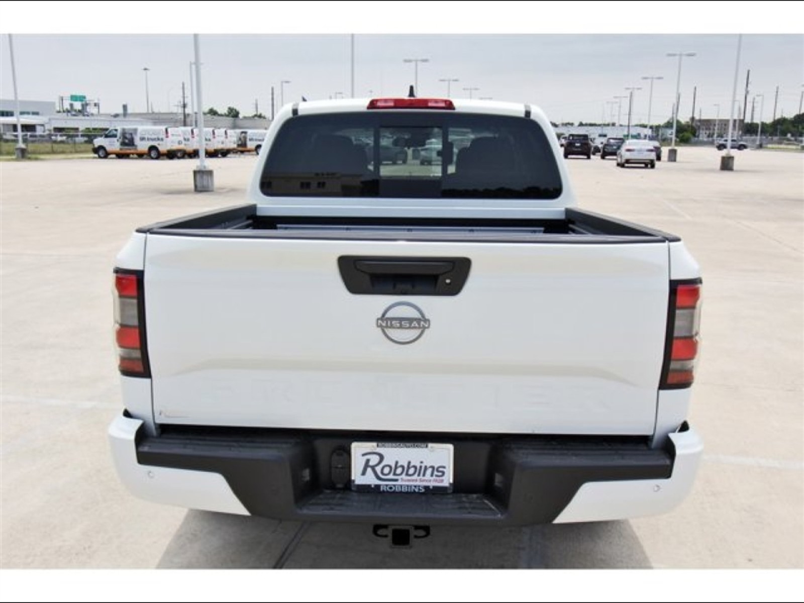 2025 Nissan Frontier Crew Cab SV White at Robbins Nissan