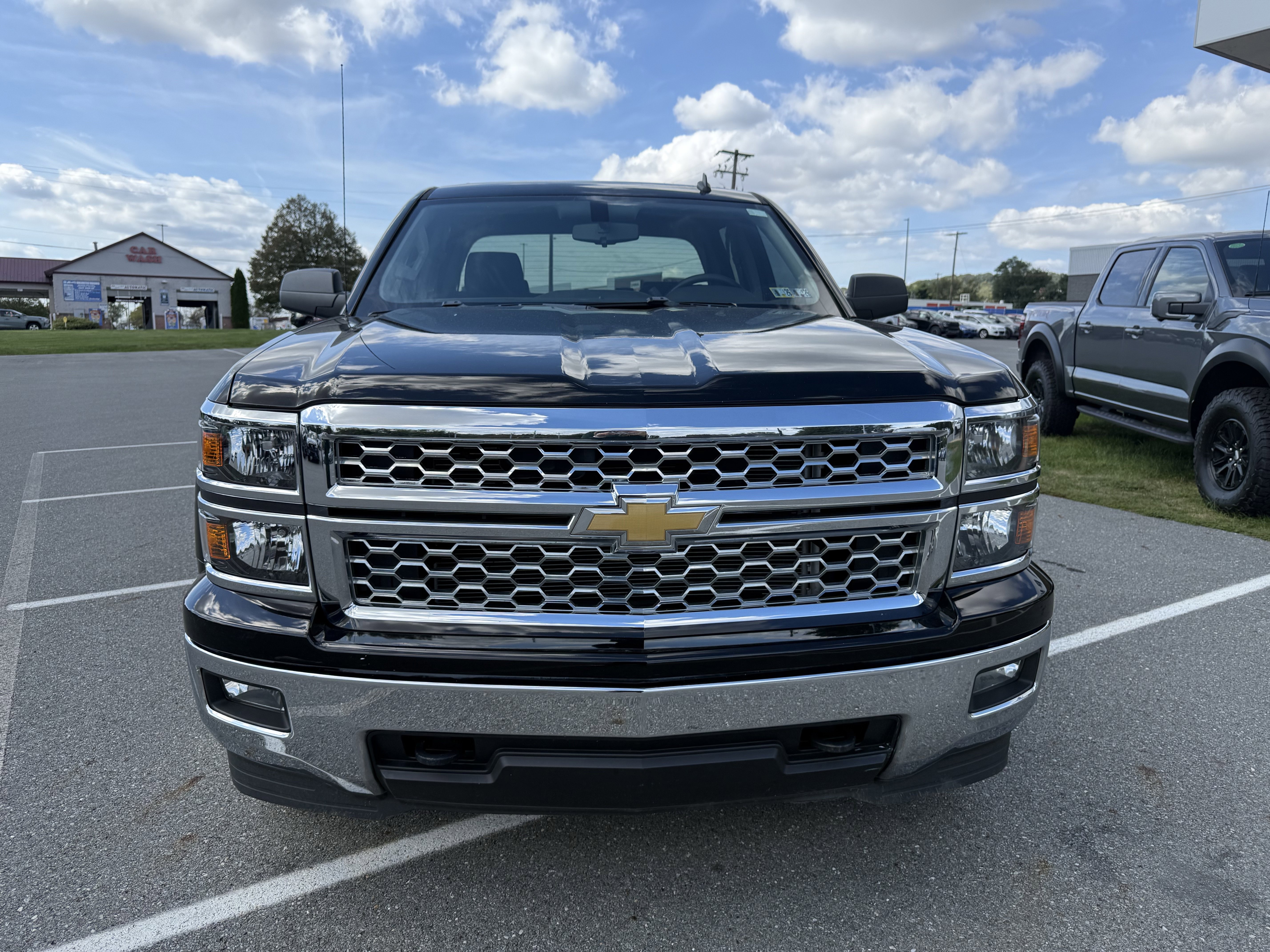 Used 2014 Chevrolet Silverado 1500 LT with VIN 3GCUKREC7EG286600 for sale in Columbia, PA