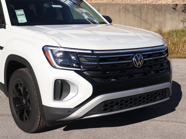 2026 Volkswagen Atlas Peak Edition SE photo 3