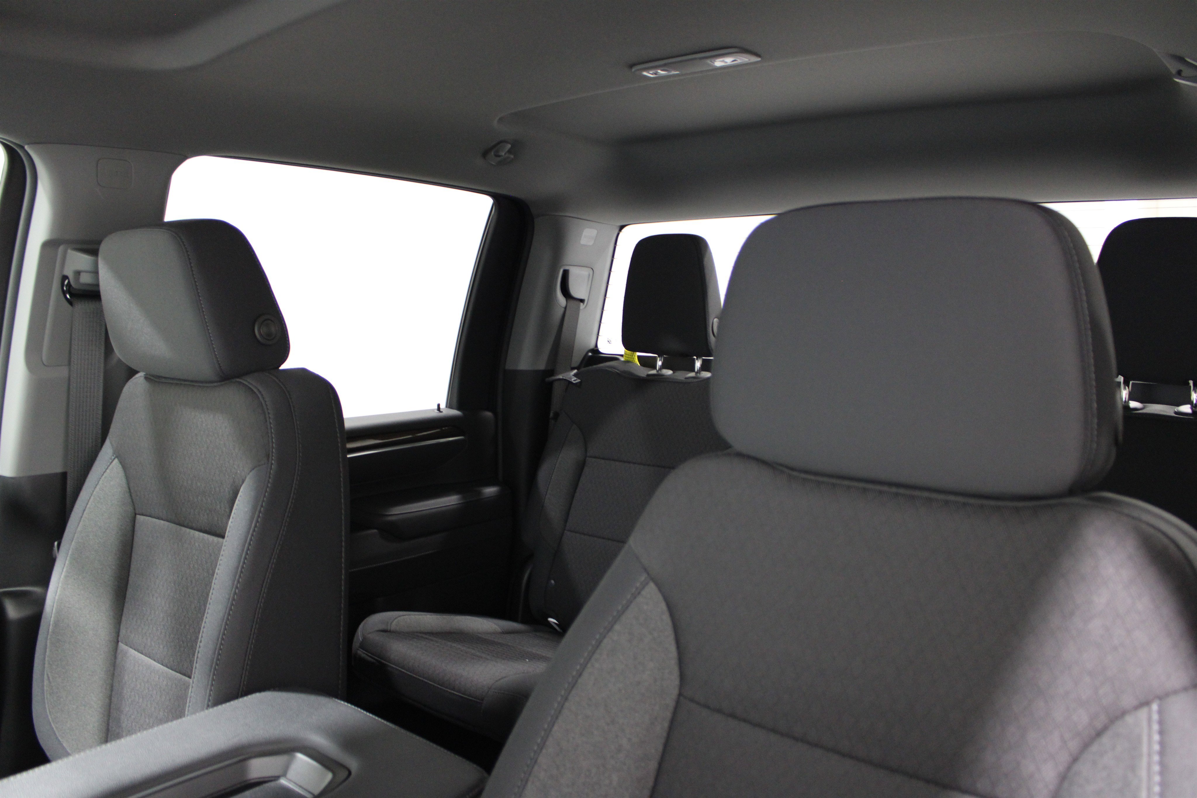 2025 Chevrolet Silverado 2500HD LT photo 3