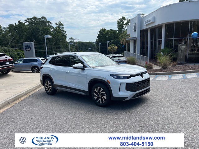 2025 Volkswagen Tiguan S's photo