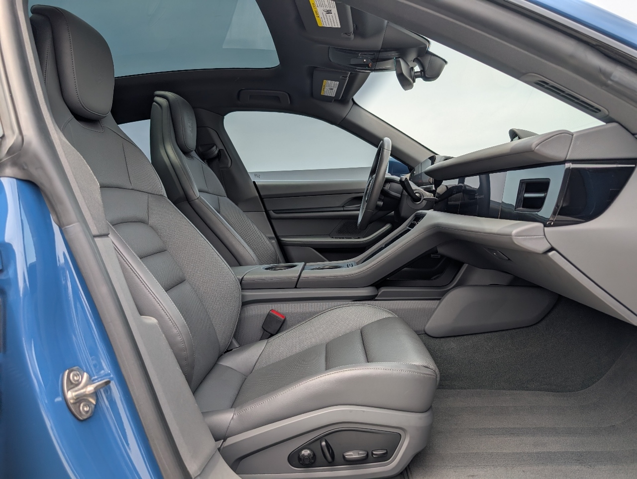 2021 Porsche Taycan 4S photo 17