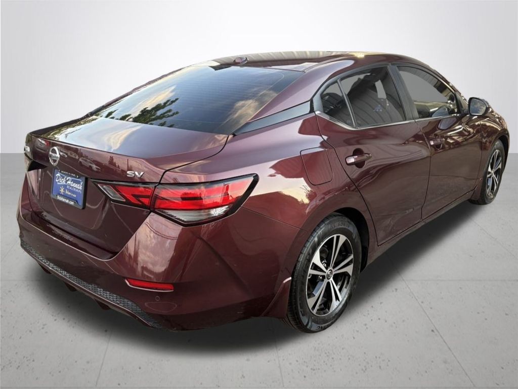 2022 Nissan Sentra SV photo 7
