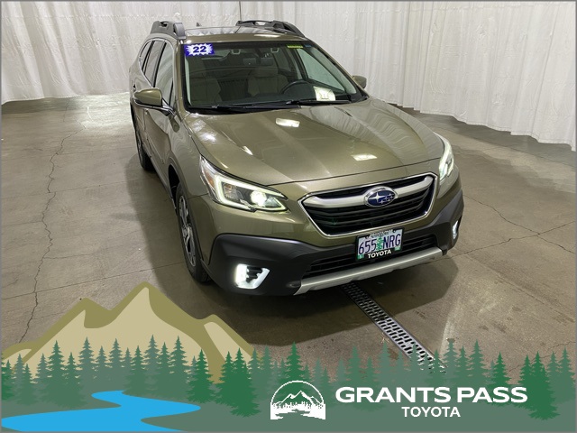 2022 Subaru Outback Limited's photo