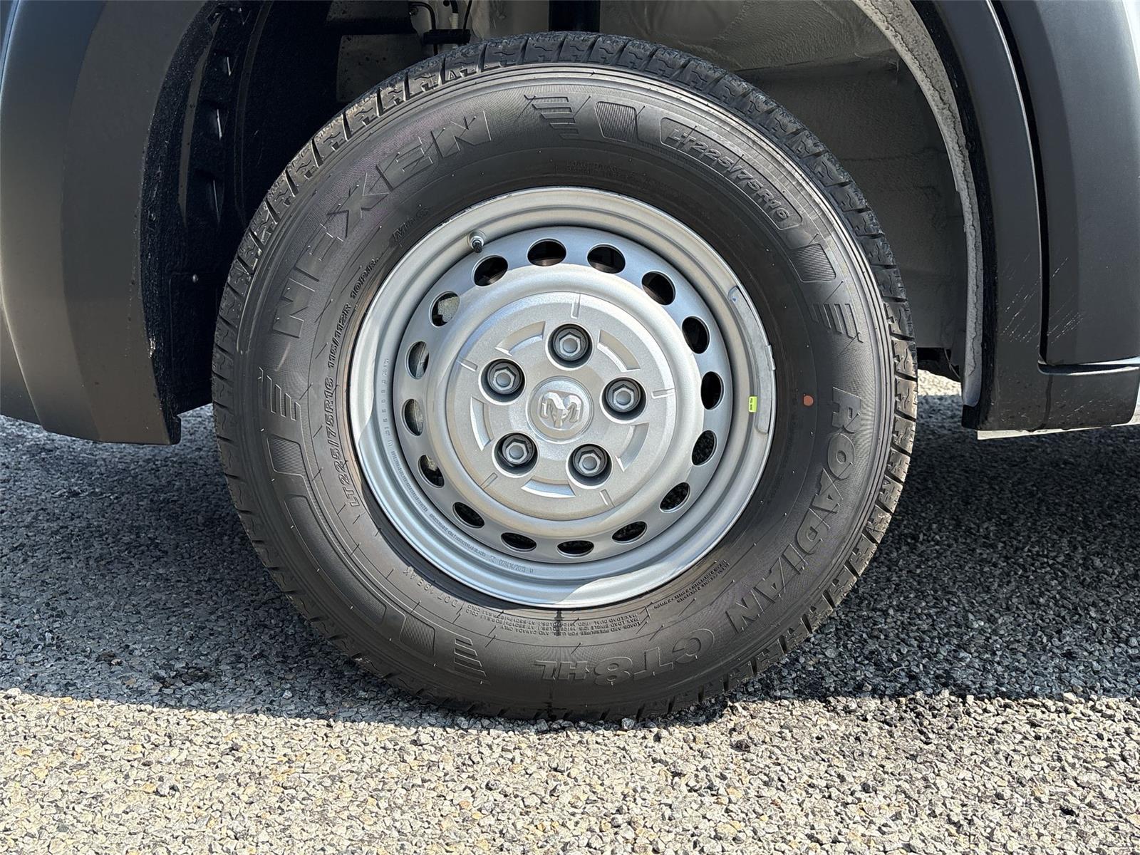 2026 Ram ProMaster 2500 photo 9