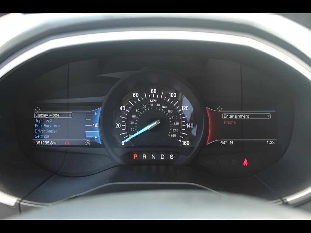 2020 Ford Edge SEL photo 17
