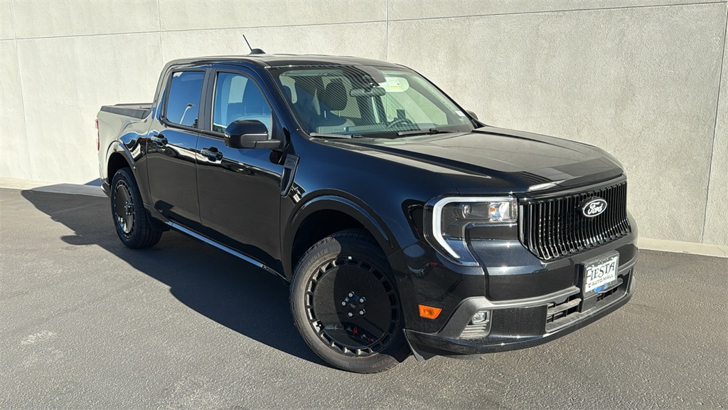 2025 Ford Maverick Lobo's photo