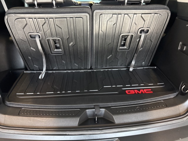 2023 Gmc Acadia SLT photo 22