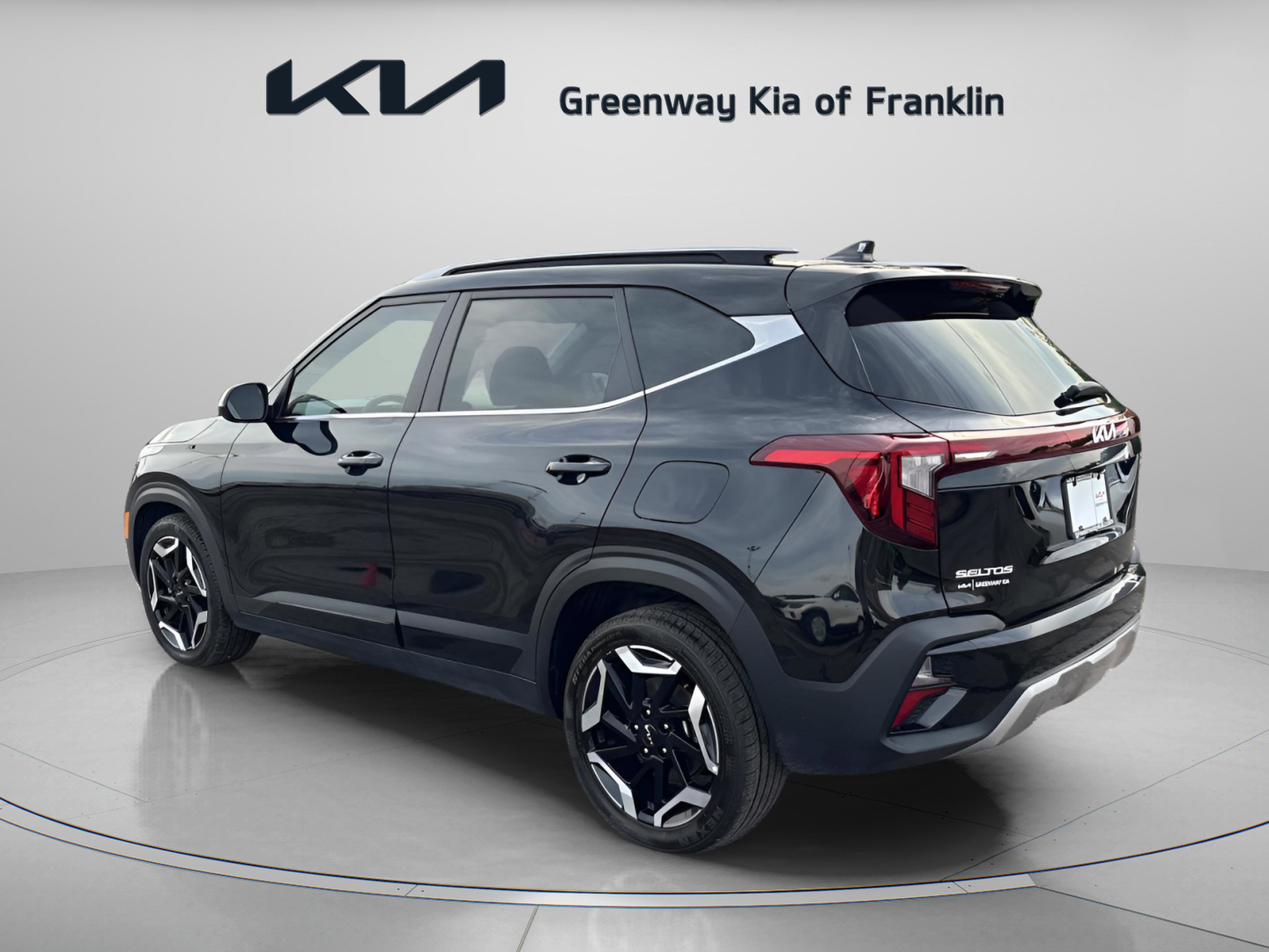 2024 Kia Seltos SX photo 5