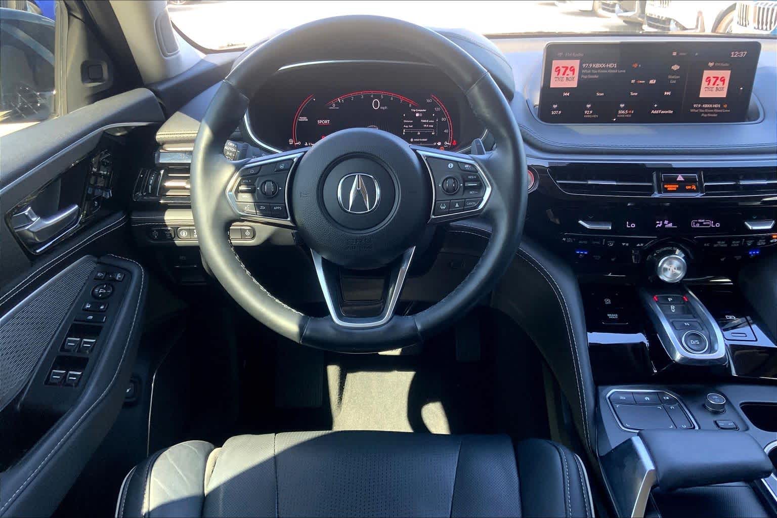 2022 Acura MDX Advance photo 4