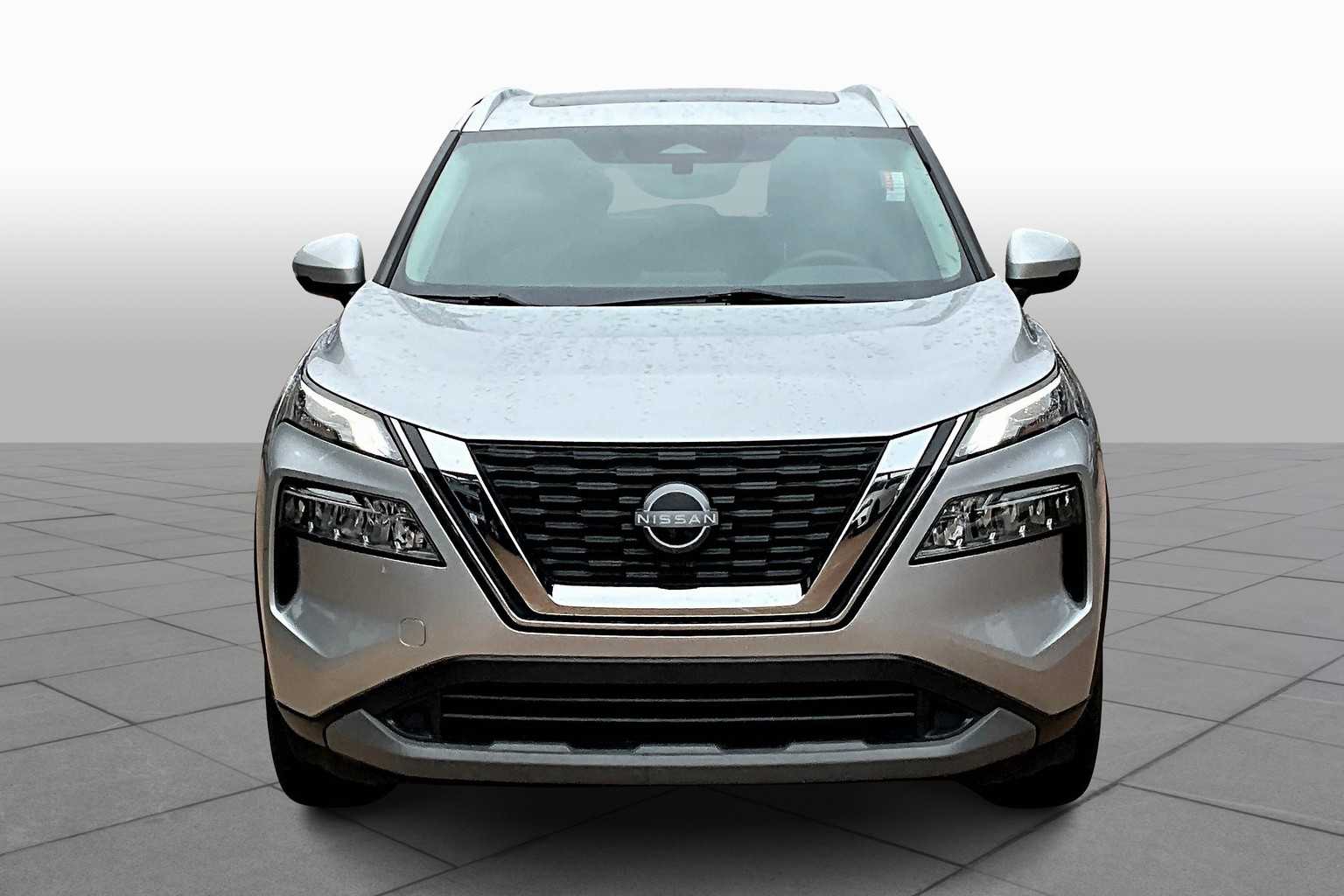 2023 Nissan Rogue SV photo 3