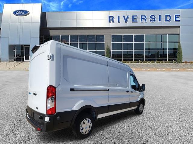 2023 Ford Transit photo 5