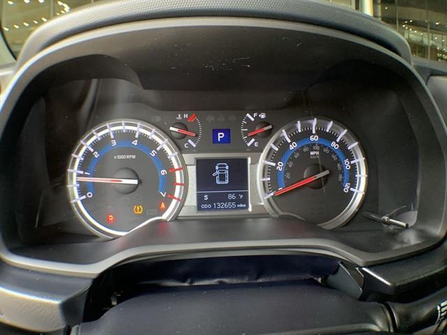 2019 Toyota 4Runner SR5 photo 15
