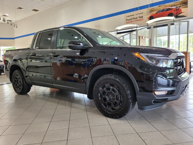 2025 Honda Ridgeline RTL photo 3