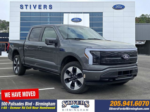 2025 Ford F-150 Lightning Platinum's photo