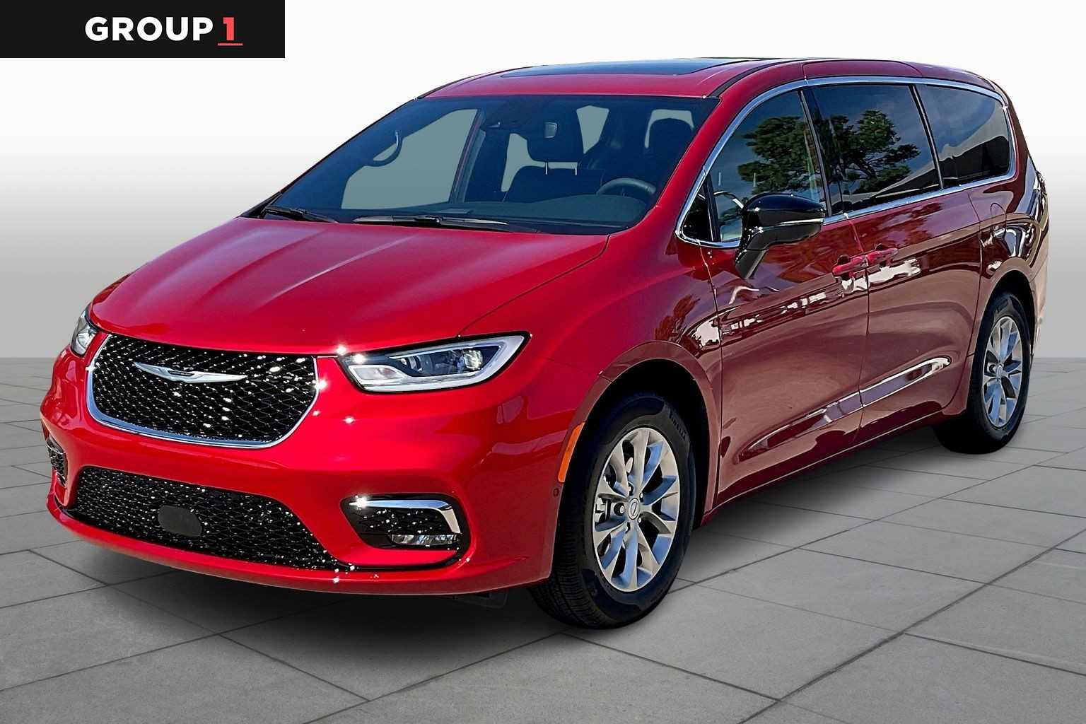 2026 Chrysler Pacifica Limited's photo