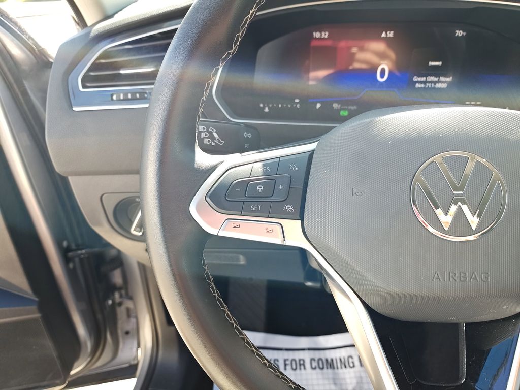 2024 Volkswagen Tiguan SE Wolfsburg Edition photo 16