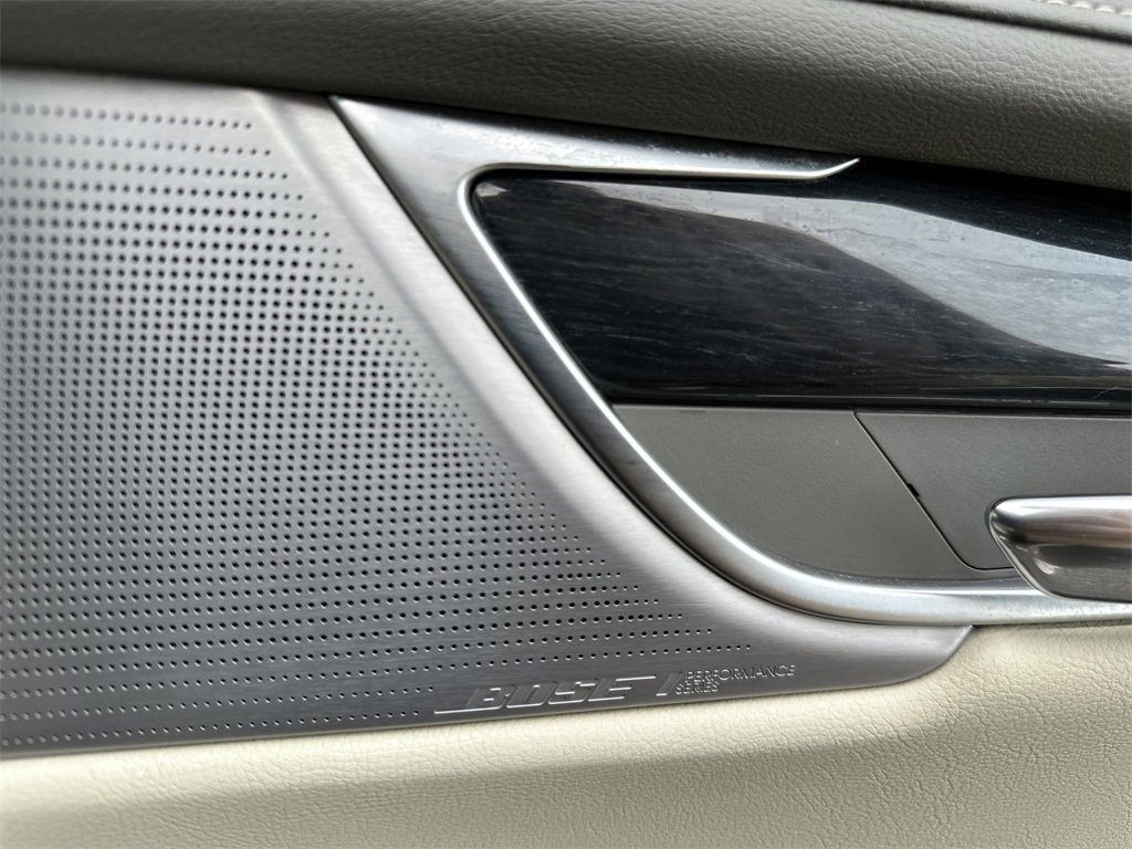 2024 Cadillac XT6 Premium Luxury photo 30