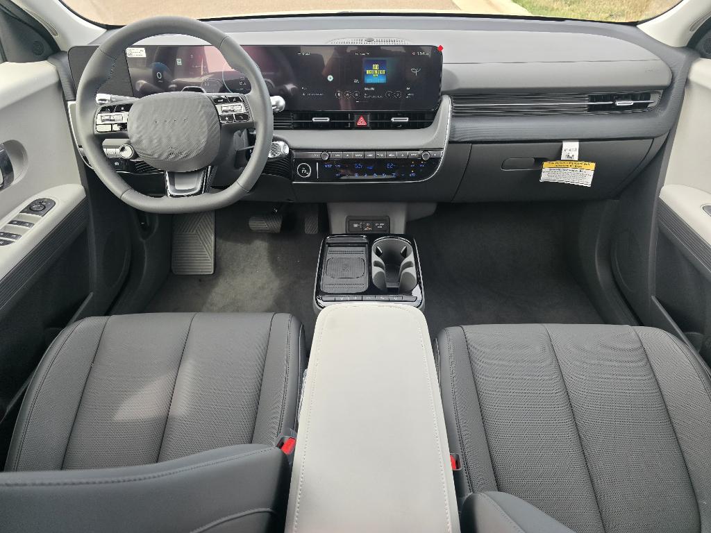 2025 Hyundai Ioniq 5 SEL photo 21