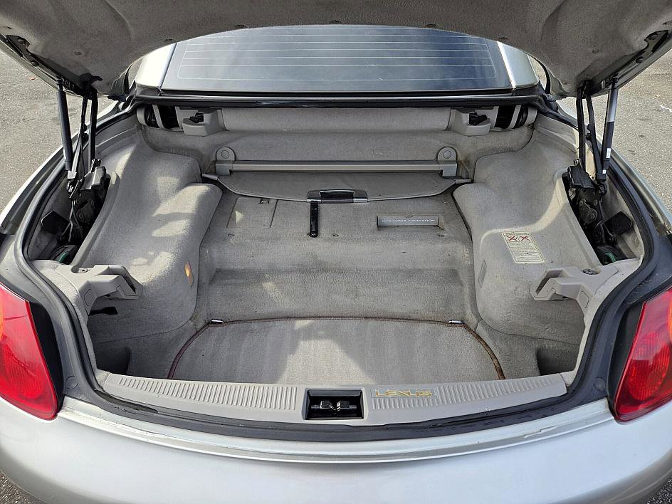 2002 Lexus SC 430 photo 8