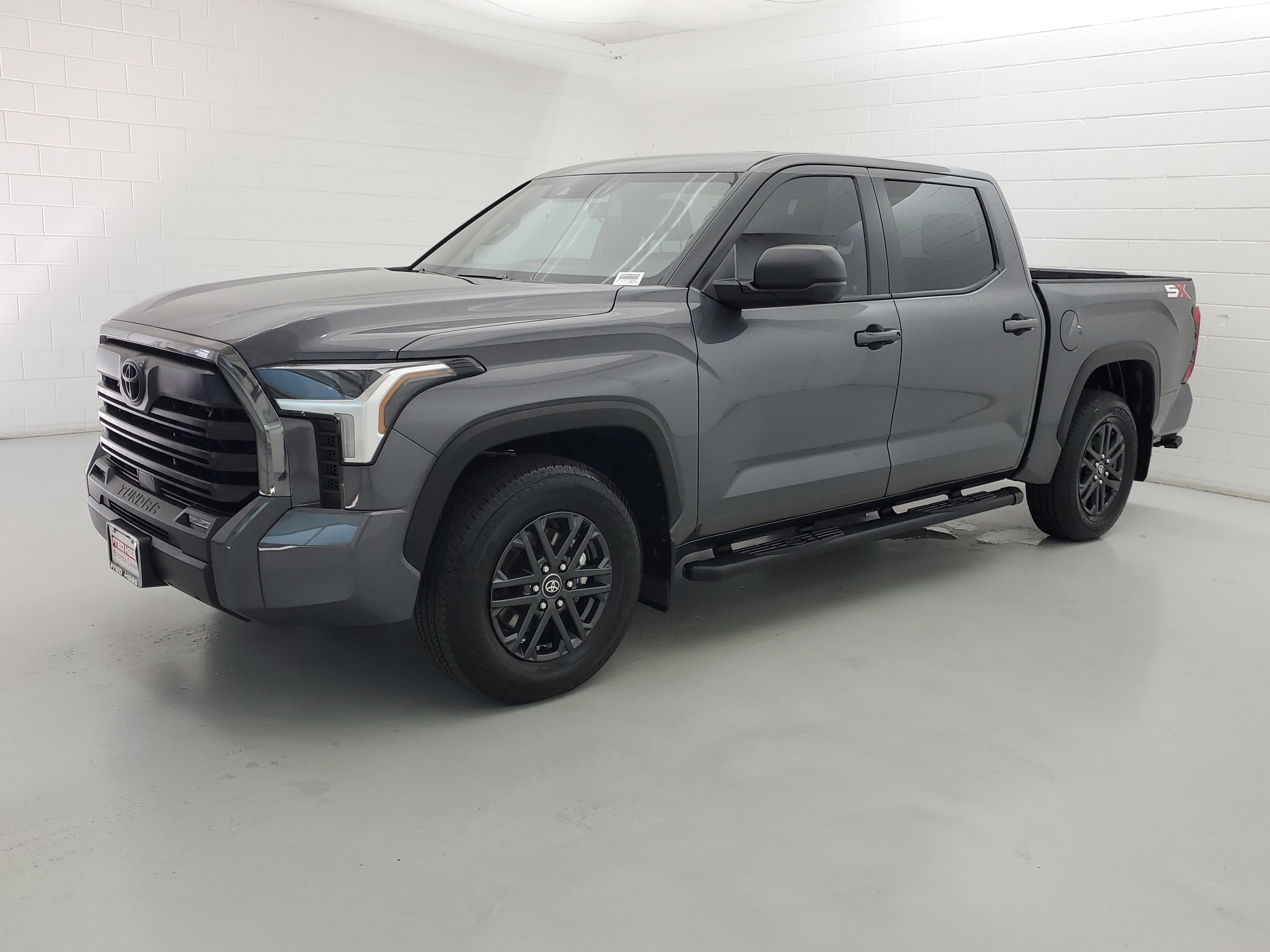 2025 Toyota Tundra SR5's photo
