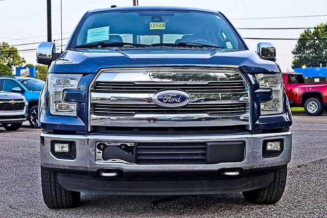 2016 Ford F-150 Lariat photo 2