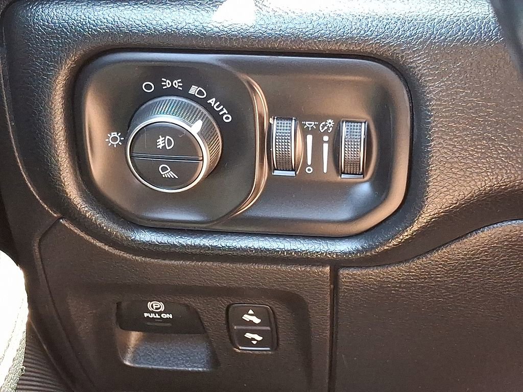 2021 Ram 1500 Laramie photo 24