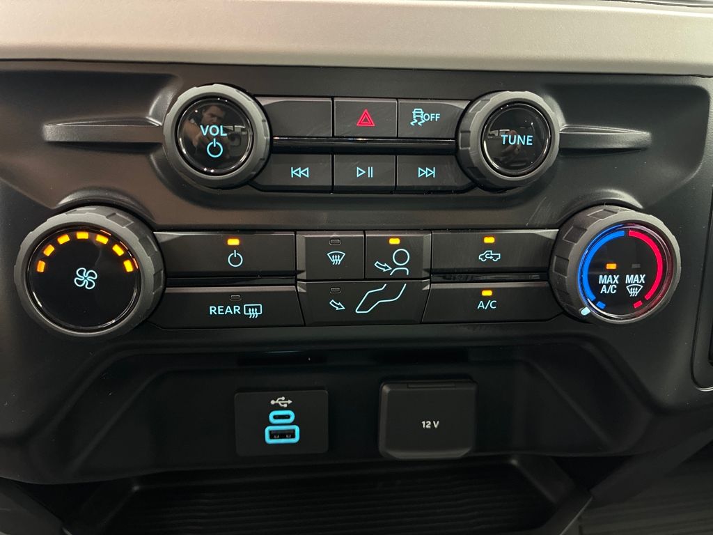 2026 Ford F-250 photo 17