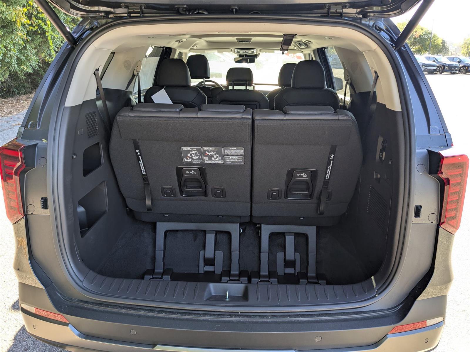 2026 Kia Carnival SX Prestige photo 31
