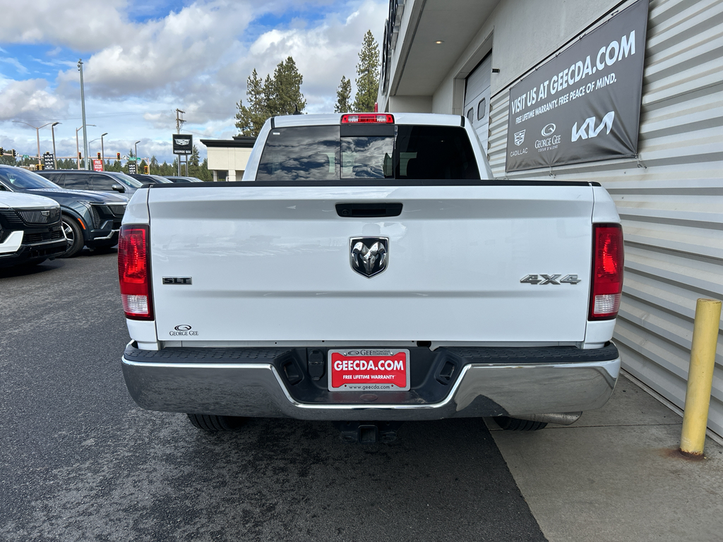 2023 Ram 1500 Classic SLT photo 3
