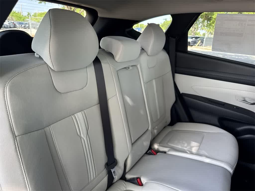 2026 Hyundai Tucson SEL photo 24