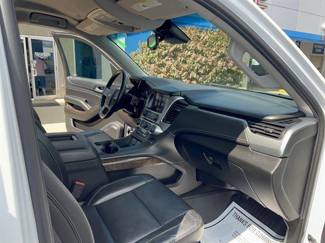 2018 Chevrolet Suburban LT photo 20