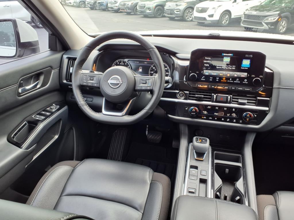2023 Nissan Pathfinder SL photo 27