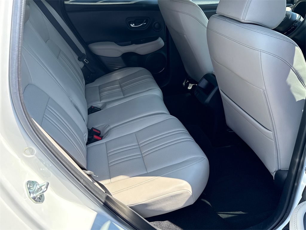 2023 Honda HR-V EX-L photo 12