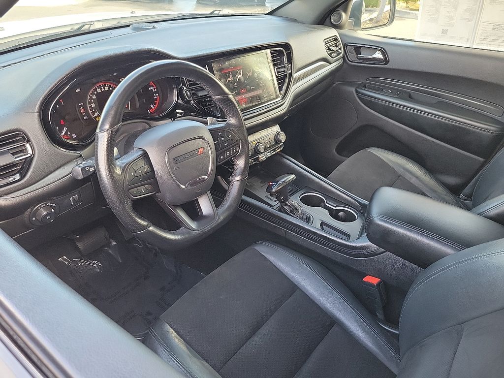 2022 Dodge Durango GT Plus photo 3