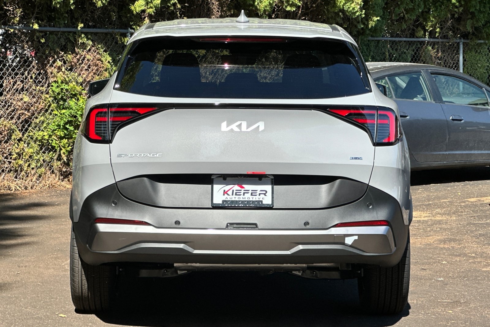 2026 Kia Sportage Hybrid S photo 3