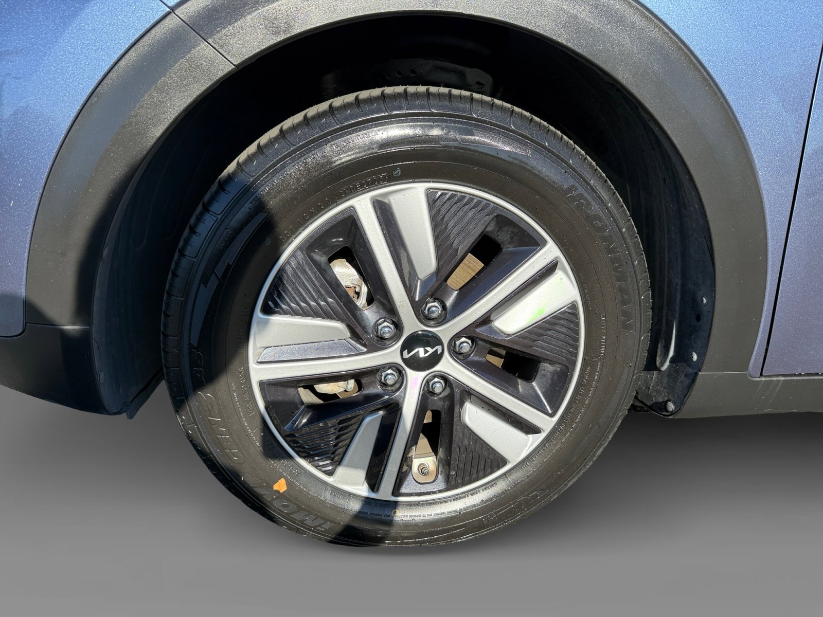 2022 Kia Niro EX Premium photo 9