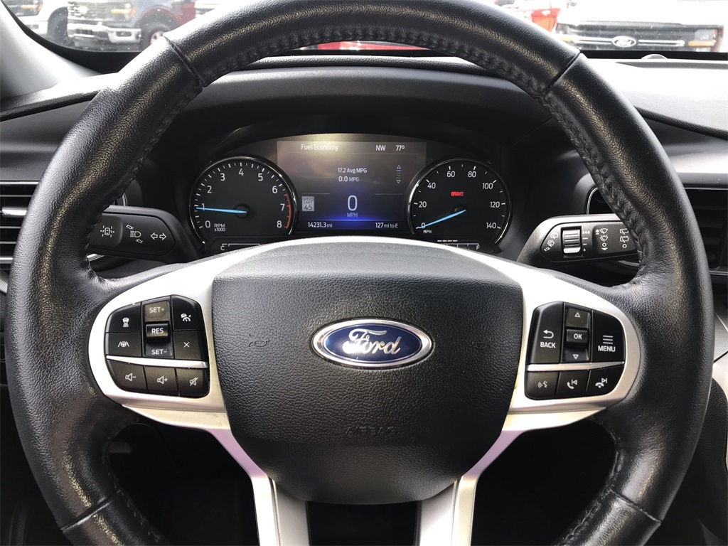 2023 Ford Explorer XLT photo 14