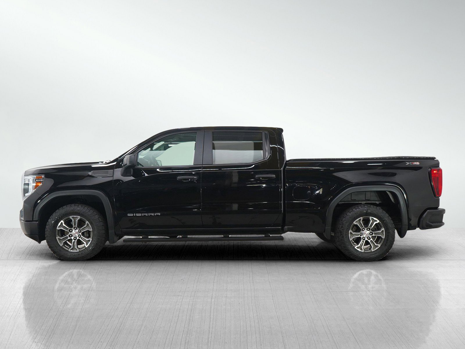 Used 2019 GMC Sierra 1500 Base with VIN 1GTU9AEF5KZ269328 for sale in Burnsville, Minnesota