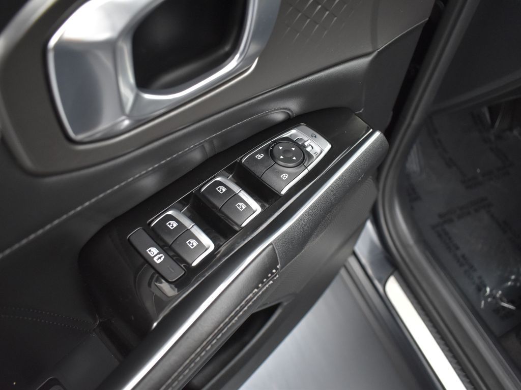2022 Kia Sorento Plug-In Hybrid SX photo 7